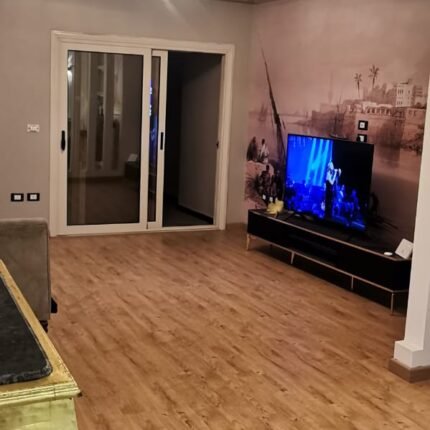 شقة للبيع بحدائق الاهرام واجهه مميزه جدا البوابة الاولى