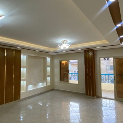 شقه بيع في حدايق الاهرام 155 متر واجهه