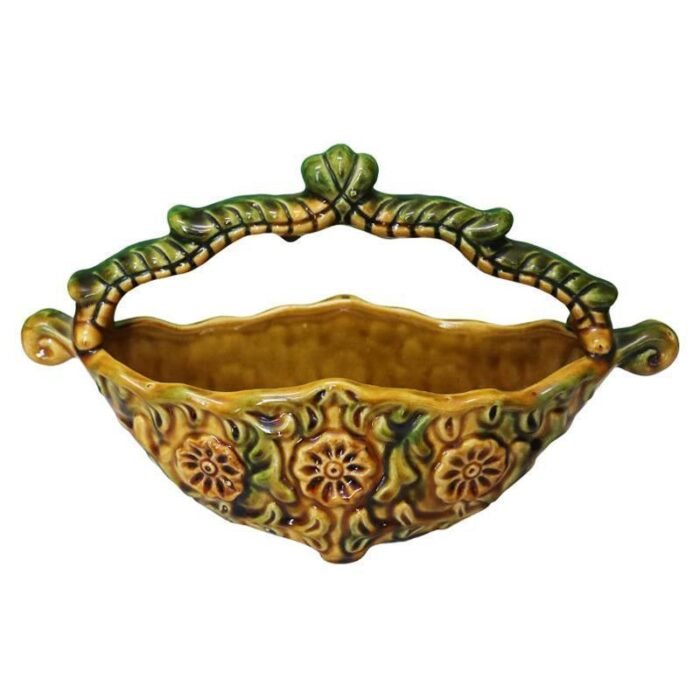 ⁦Antique Proclean Ceramic Fruit Bowl With Handle⁩ - الصورة ⁦1⁩