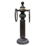 قطعة معدنية قديمة ذات الاذنين للديكور