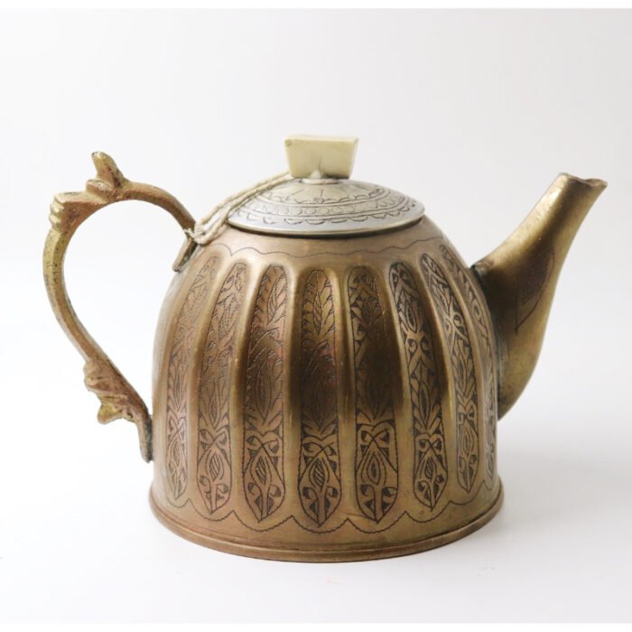 ⁦Antique Pots & Pan Brass Mini Islamic Tea Pot⁩ - الصورة ⁦1⁩