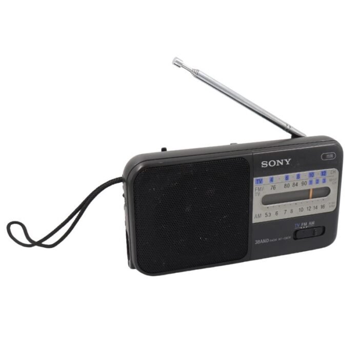 ⁦Antique old sony ICF-565 three band TV/FM/AM Radio black⁩ - الصورة ⁦2⁩