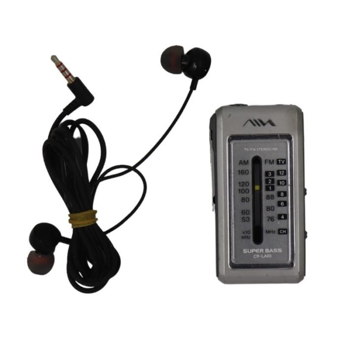 ⁦Antique old super bass radio with headphone⁩ - الصورة ⁦1⁩