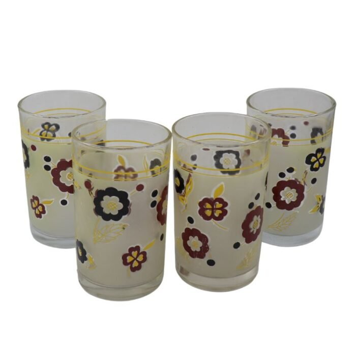 ⁦Antique old white with colour painted cups 4pc⁩ - الصورة ⁦1⁩