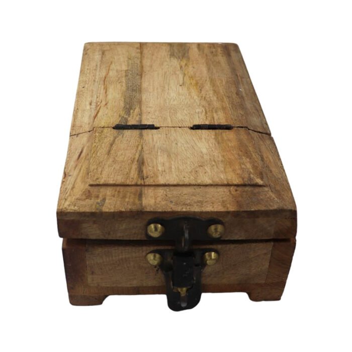 ⁦Antique old wooden barber tool box⁩ - الصورة ⁦1⁩