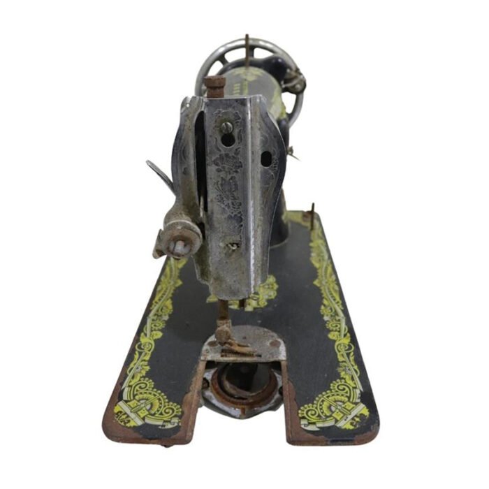 ⁦BUTTERFLY SEWING MACHINES OLD⁩ - الصورة ⁦2⁩