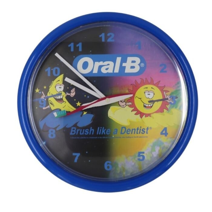 ⁦Oral -B Wall Clock⁩ - الصورة ⁦1⁩