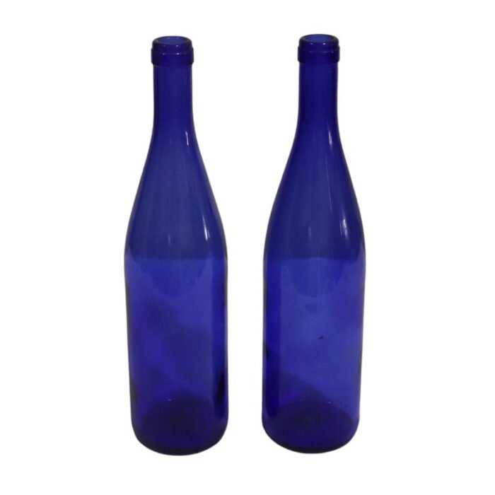 ⁦Vintage Blue Colour Empty Bottle⁩ - الصورة ⁦1⁩