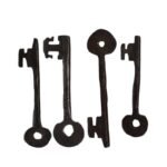 عدد 4 مفاتيح حديد قديمة حجم المتوسط