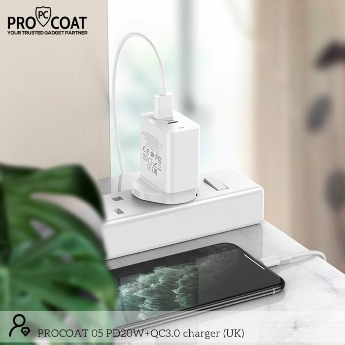 ⁦ProCoat 20W PD + 3.0 USB Fast Charger⁩ - الصورة ⁦2⁩