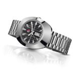 ساعة رادو قديمة